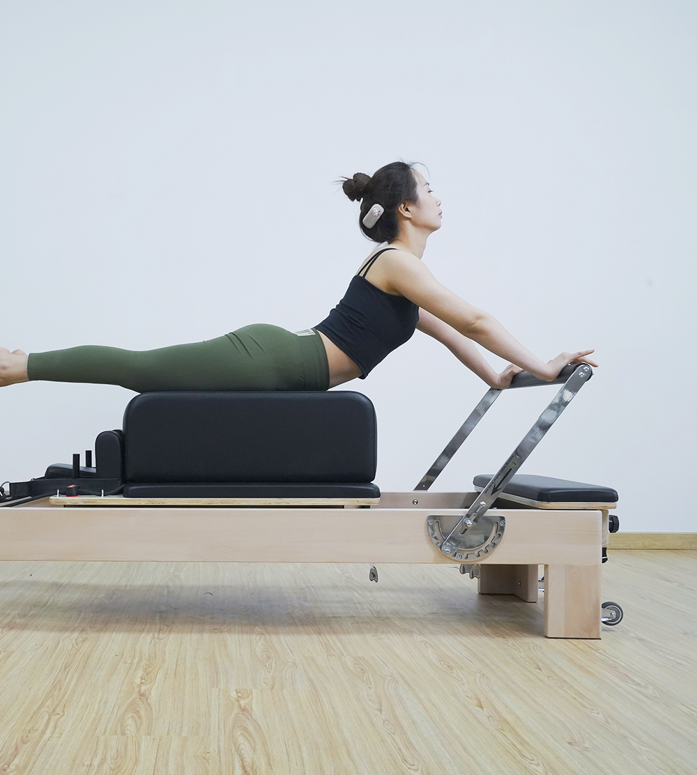 Reformador de pilates gimnasio fitness